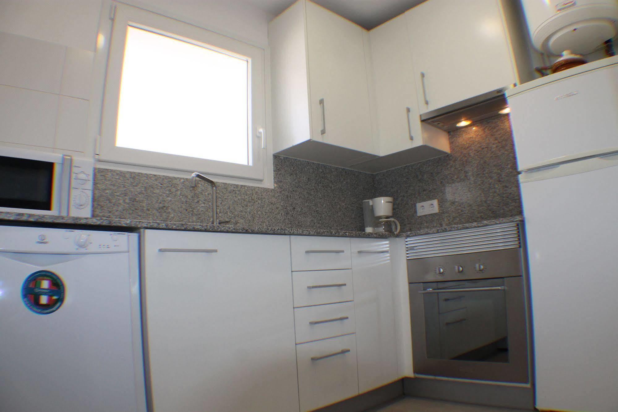 Agi Joan Badosa Appartement Roses Buitenkant foto
